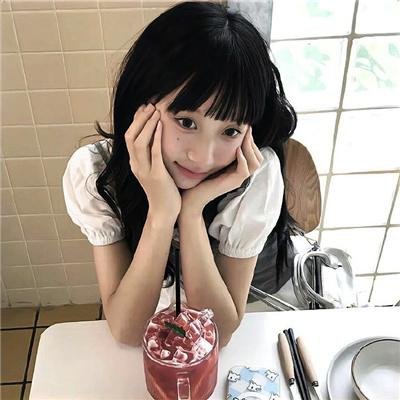 黄色眼泪
